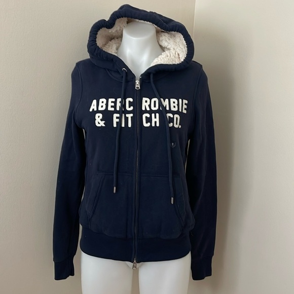 (NWT) Abercrombie & Fitch Women’s Full Zip Sherpa Hoodie in Navy, Small - Picture 1 of 15